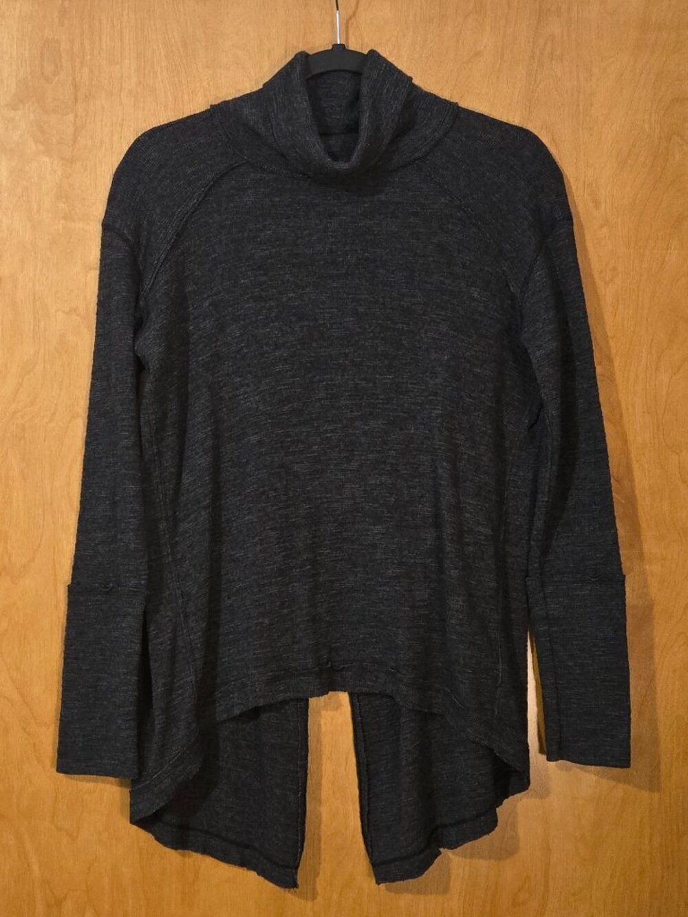 Free People Split Back Turtleneck Sweater Shirt Charcoal Gray Size Small Boho